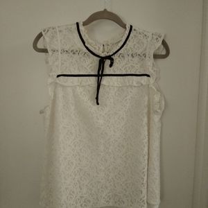 Lace with velvet piping sleeveless work top